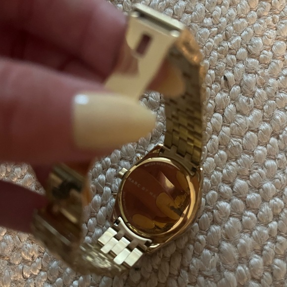 Marc by Marc Jacobs Gold Tone Peeker Watch - Picture 4 of 10